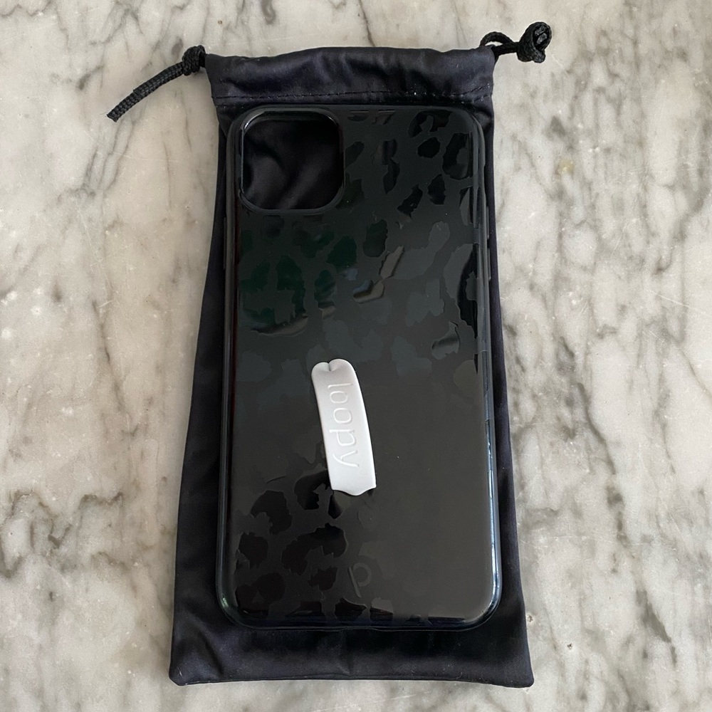 Black leopard phone case